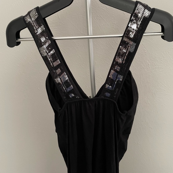 Vivint Black Top with Silver and Black Sequins and Ruching in the Sides - Picture 6 of 9